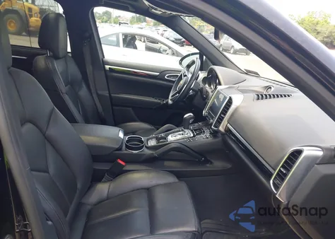 2017 Porsche Cayenne Platinum Edition z USA, uszkodzony, nr VIN WP1AA2A25HKA80374